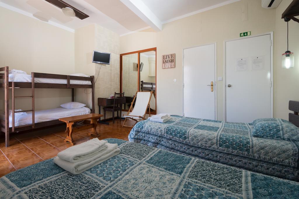Beja Hostel Екстер'єр фото